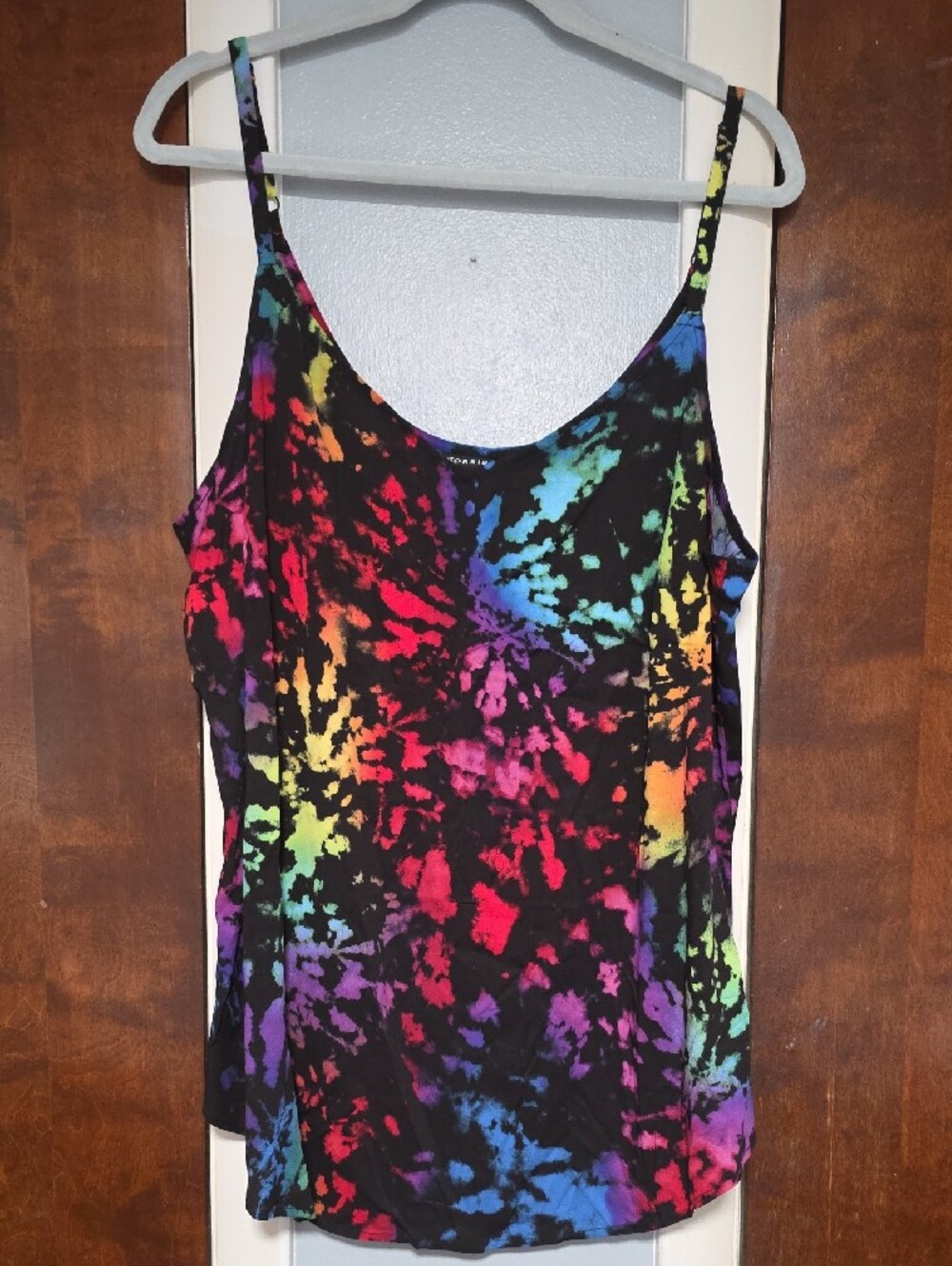 NWT Torrid Ava Black Tie-Dye Cami Top with Blue, Purple & Pink. Size 2